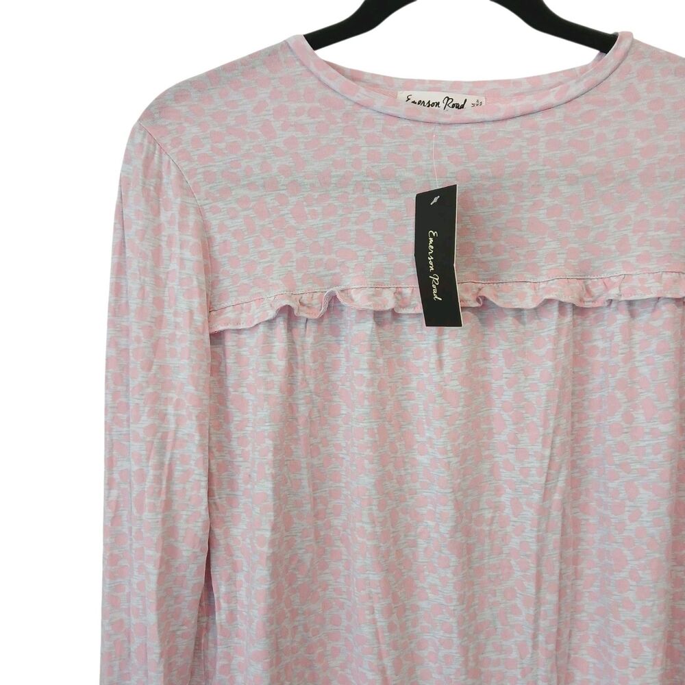 Emerson Road Womens Leopard Spotted Pajama Shirt Gray Pink Size Medium NWT Soft - Picture 2 of 11